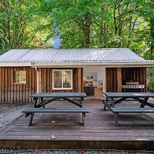 Three-Bedroom Cottage River View